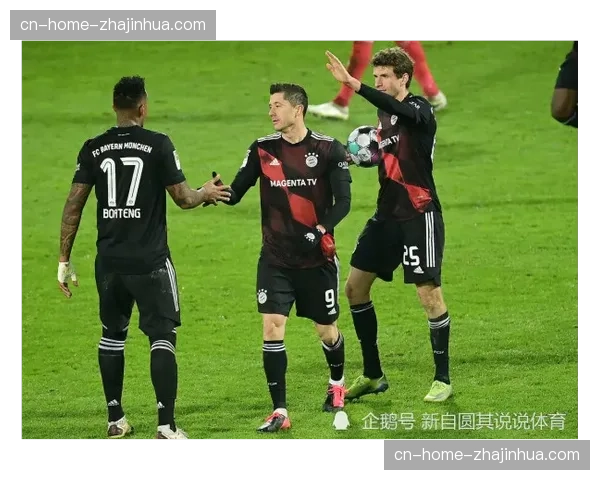 拜仁对阵圣保利变阵尝试 金玟哉与伊藤洋辉组成全新中卫搭档